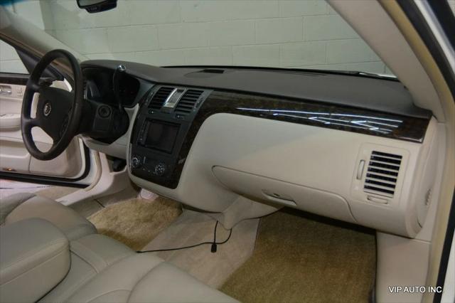 2009 Cadillac DTS 1SB