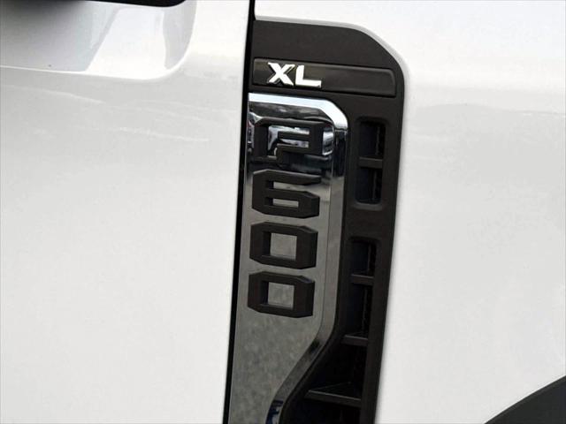 2026 Ford 600 XL