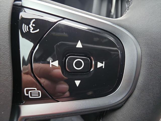 2026 Volvo XC60 B5 Core