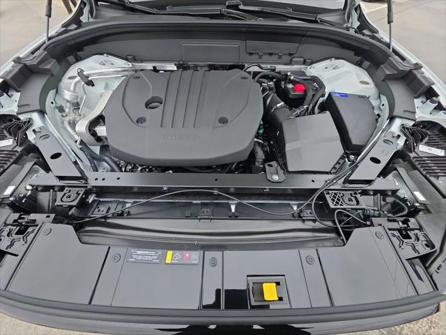 2026 Volvo XC60 B5 Core