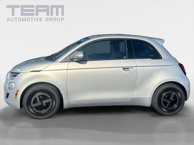 2025 Fiat 500e Giorgio Armani FWD