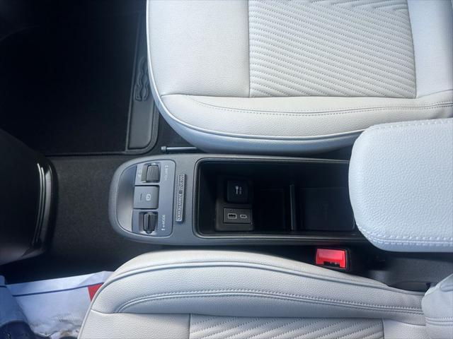 2025 Fiat 500e Giorgio Armani FWD