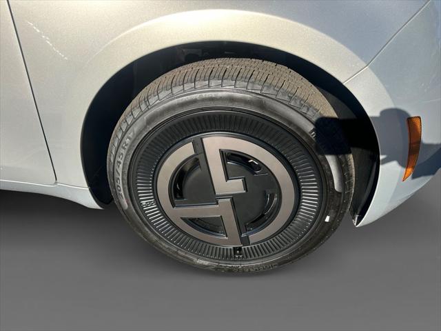 2025 Fiat 500e Giorgio Armani FWD