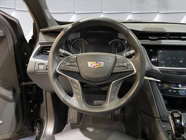 2025 Cadillac XT5 FWD Premium Luxury