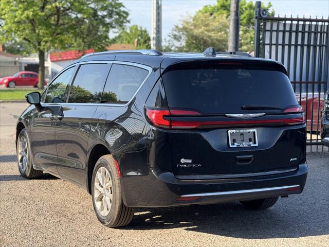 2021 Chrysler Pacifica Touring L AWD