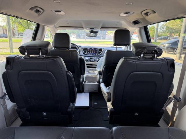 2021 Chrysler Pacifica Touring L AWD