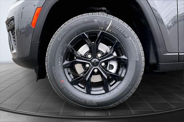 2026 Jeep Grand Cherokee Altitude 4x4