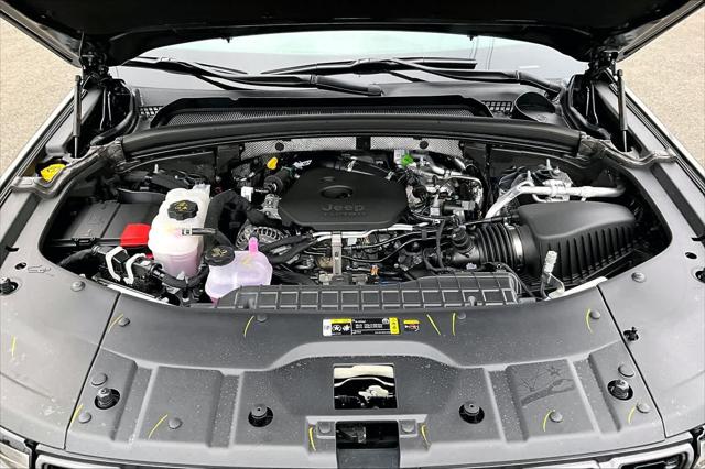 2026 Jeep Grand Cherokee Altitude 4x4