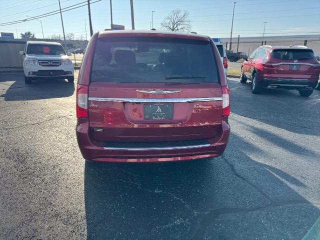 2014 Chrysler Town & Country Touring