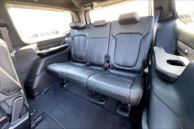 2026 Jeep Grand Wagoneer 4x4