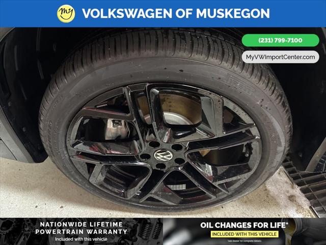 2026 Volkswagen Tiguan SE R-Line Black