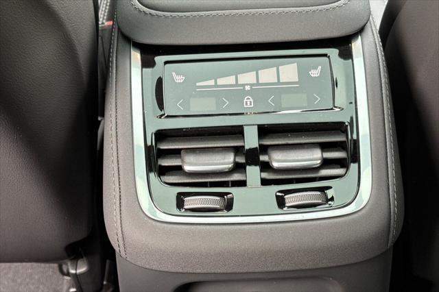 2026 Volvo XC90 Plug-In Hybrid Ultra Dark Theme, T8 AWD, Electric/Gasoline, 7 Seats