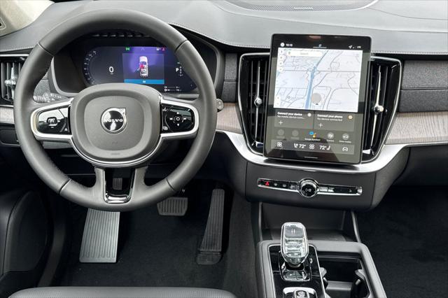 2026 Volvo XC90 Plug-In Hybrid Ultra Dark Theme, T8 AWD, Electric/Gasoline, 7 Seats
