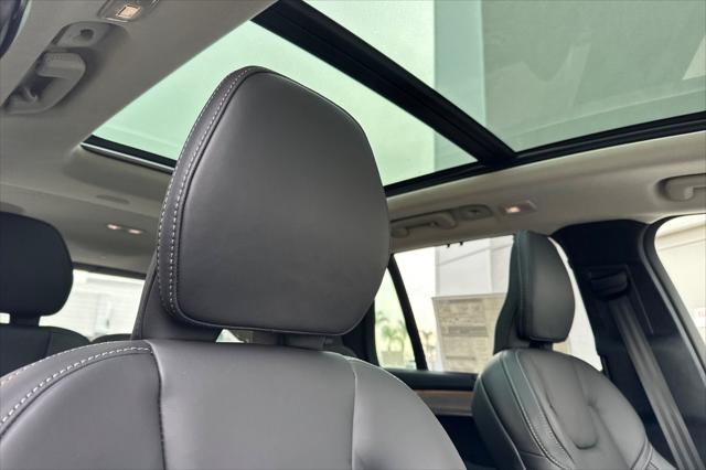 2026 Volvo XC90 Plug-In Hybrid Ultra Dark Theme, T8 AWD, Electric/Gasoline, 7 Seats