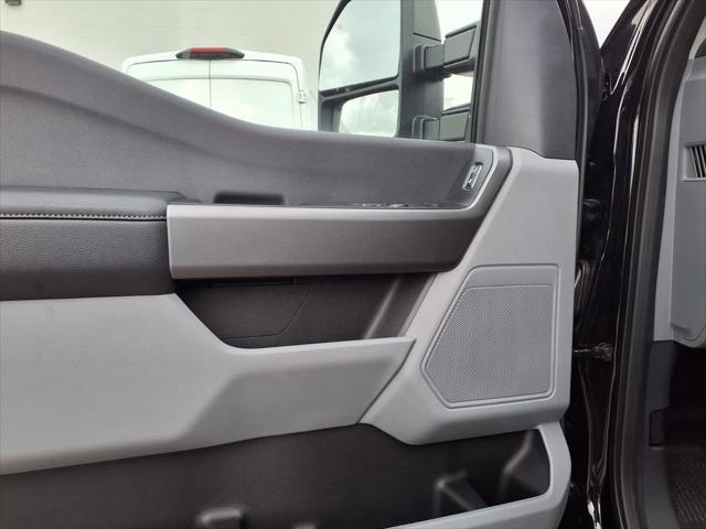 2026 Ford 600 XLT