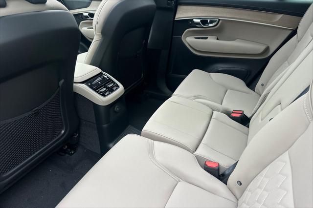 2026 Volvo XC90 Plug-In Hybrid Plus, T8 AWD, Electric/Gasoline, Bright, 7 Seats