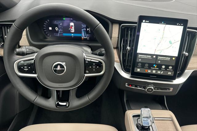 2026 Volvo XC90 Plug-In Hybrid Plus, T8 AWD, Electric/Gasoline, Bright, 7 Seats