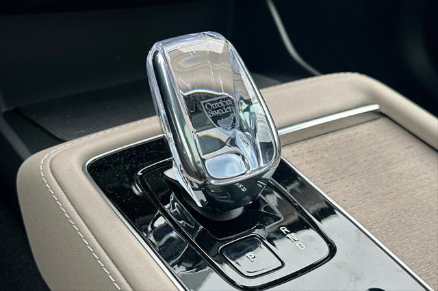 2026 Volvo XC90 Plug-In Hybrid Plus, T8 AWD, Electric/Gasoline, Bright, 7 Seats