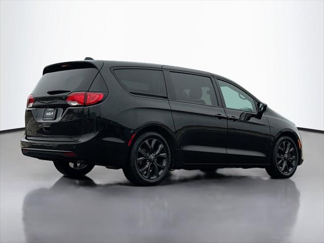 2019 Chrysler Pacifica Touring Plus