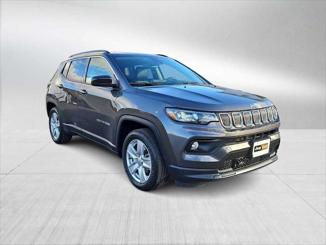 2022 Jeep Compass Latitude FWD