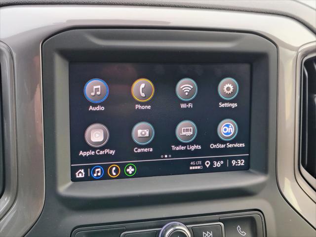 2023 Chevrolet Silverado 1500 2WD Crew Cab Short Bed Custom