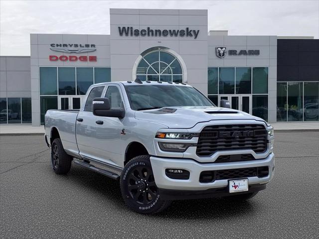 2026 RAM Ram 2500 RAM 2500 BLACK EXPRESS CREW CAB 4X4 8 BOX