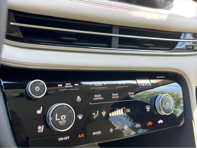 2025 INFINITI QX60 SENSORY AWD