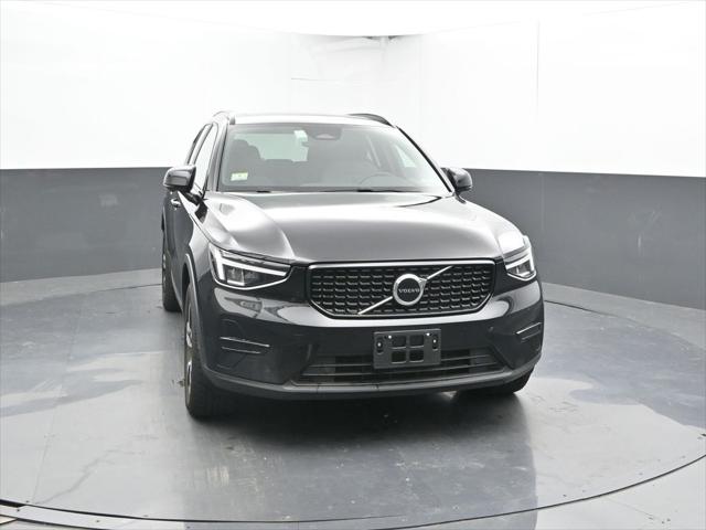 2024 Volvo XC40 B5 Core