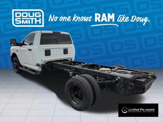 2024 RAM 3500 Chassis Tradesman/SLT