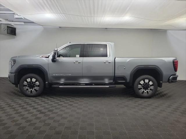 2025 GMC Sierra 2500HD 4WD Crew Cab Standard Bed Denali