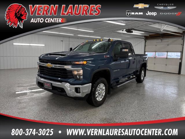 2024 Chevrolet Silverado 2500HD 4WD Crew Cab Standard Bed LT