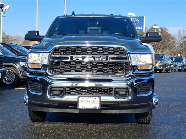 2022 RAM 3500 Tradesman Crew Cab 4x4 8 Box