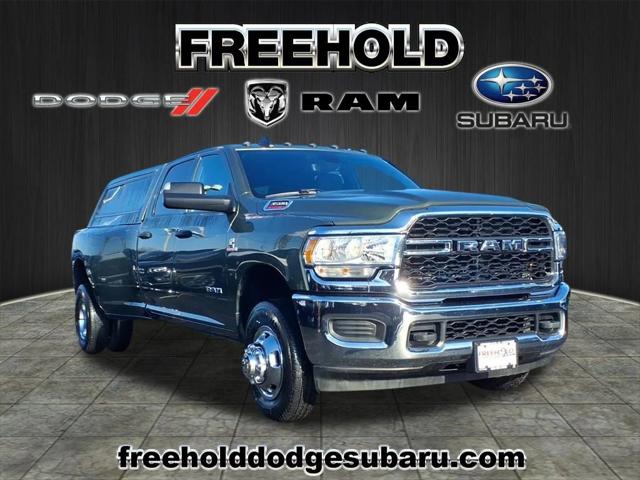 2022 RAM 3500 Tradesman Crew Cab 4x4 8 Box