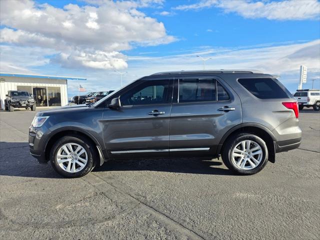 2018 Ford Explorer XLT 2018 Ford Explorer XLT