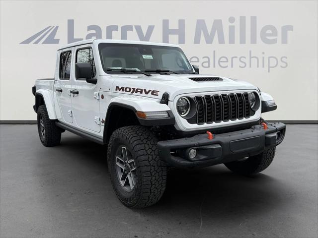 2025 Jeep Gladiator GLADIATOR MOJAVE X 4X4