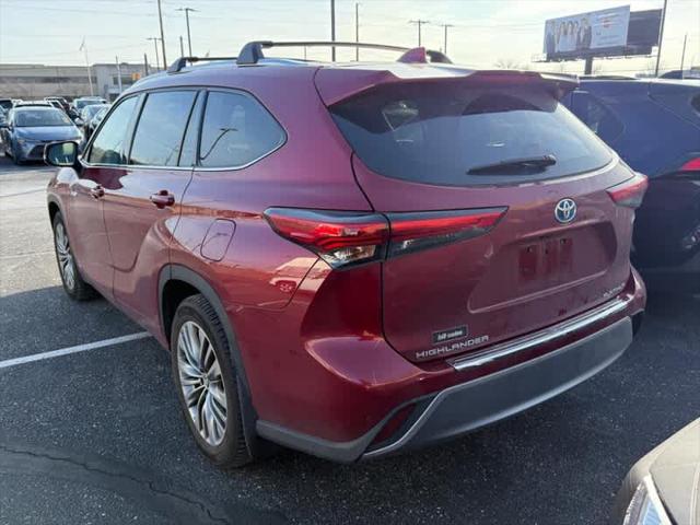 2021 Toyota Highlander Hybrid Platinum
