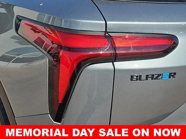 2025 Chevrolet V Blazer LT FWD