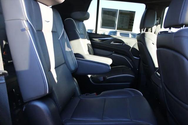 2024 Cadillac Escalade 4WD Sport