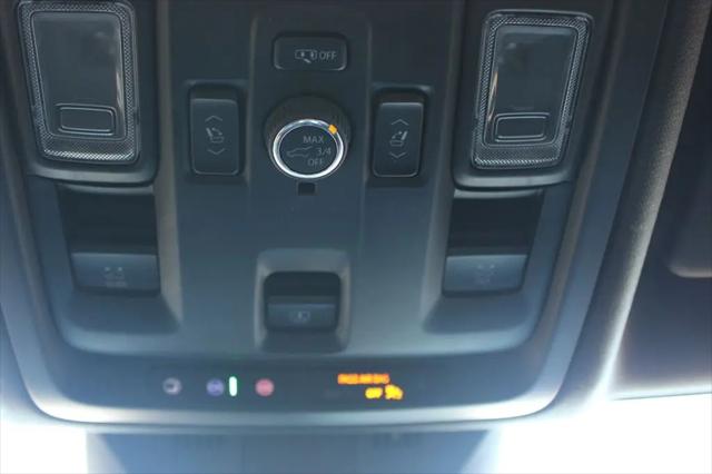 2024 Cadillac Escalade 4WD Sport