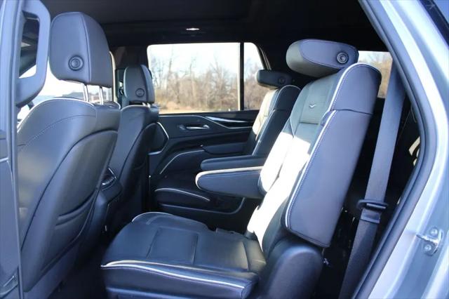 2024 Cadillac Escalade 4WD Sport