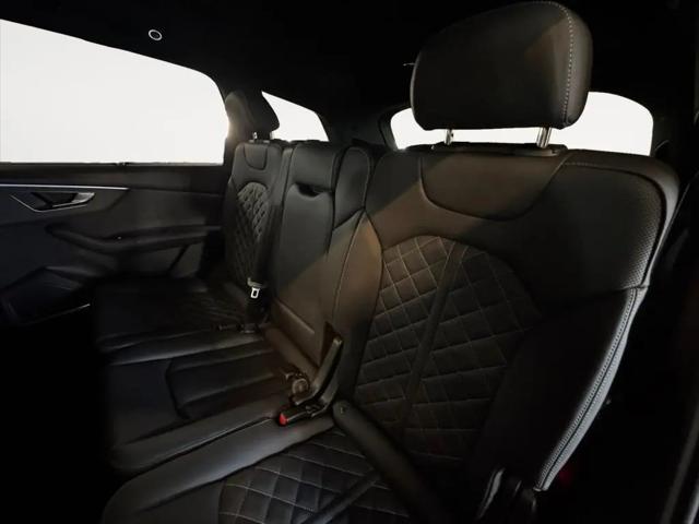 2026 Audi SQ7 Premium Plus TFSI quattro tiptronic