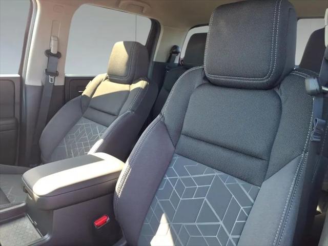 2026 Nissan Frontier Crew Cab SV 4x2