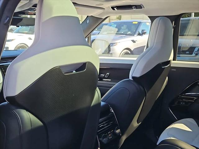 2025 Land Rover Range Rover Sport P635 SV Edition Two