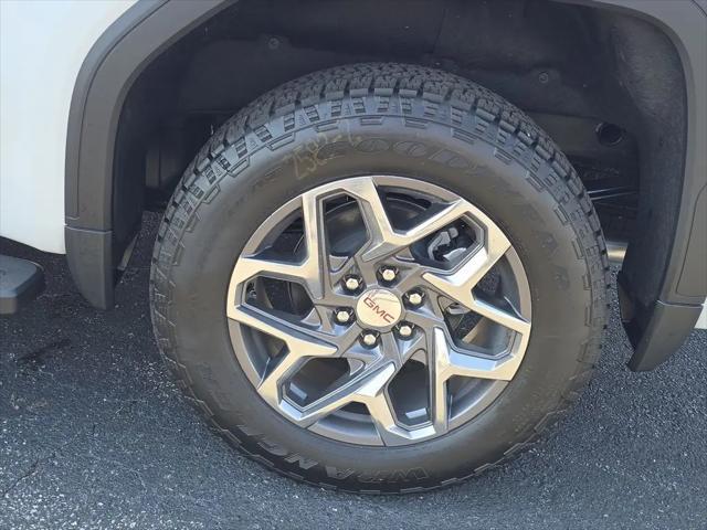 2026 GMC Sierra 1500 Crew Cab, Short Bed, SLT, 4WD