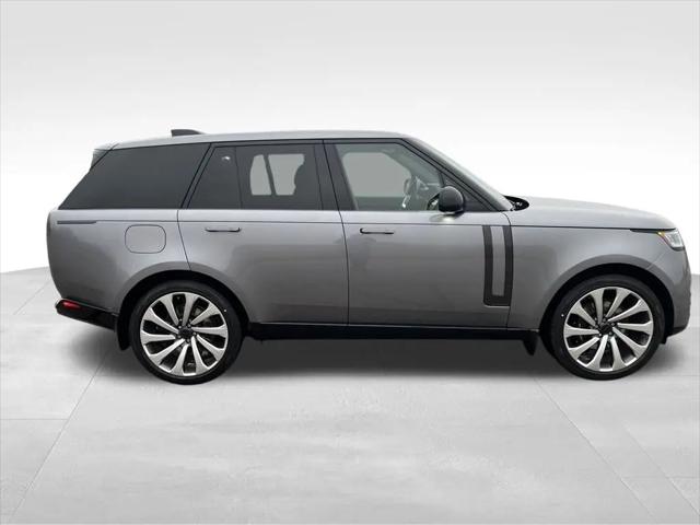 2026 Land Rover Range Rover P530 Autobiography