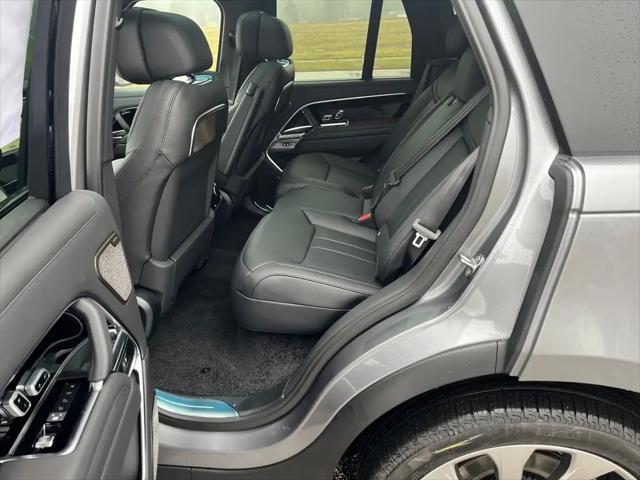 2026 Land Rover Range Rover P530 Autobiography