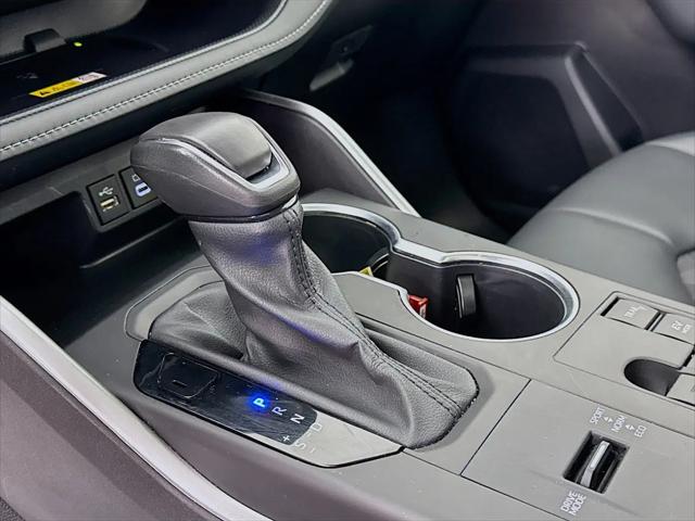 2024 Toyota Highlander Hybrid XLE Nightshade