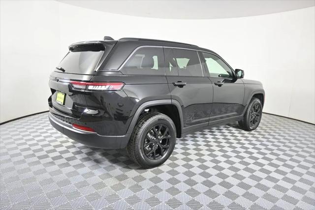 2026 Jeep Grand Cherokee Altitude 4x4