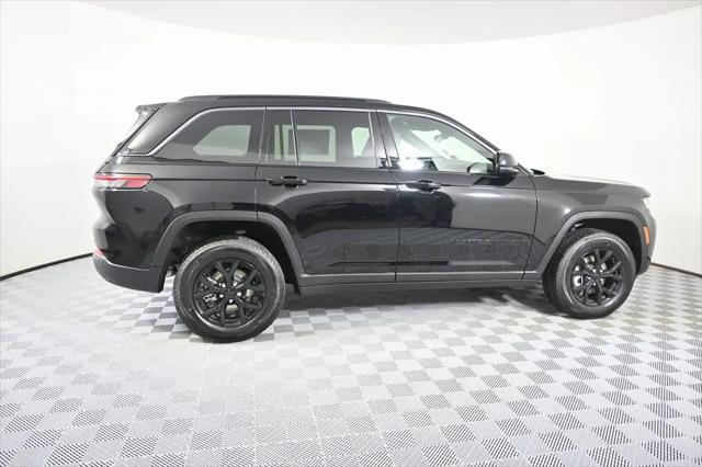2026 Jeep Grand Cherokee Altitude 4x4