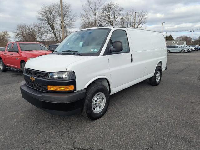 2025 Chevrolet Express Cargo Van RWD 2500 Regular Wheelbase WT